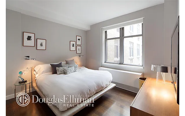 Sold by Douglas Elliman | media 4
