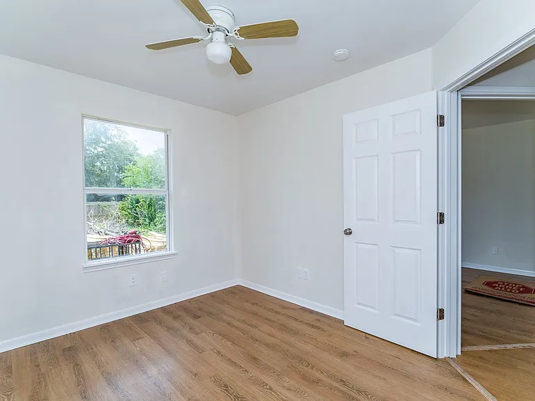 610 Virginia Blvd #2 — Photo 13