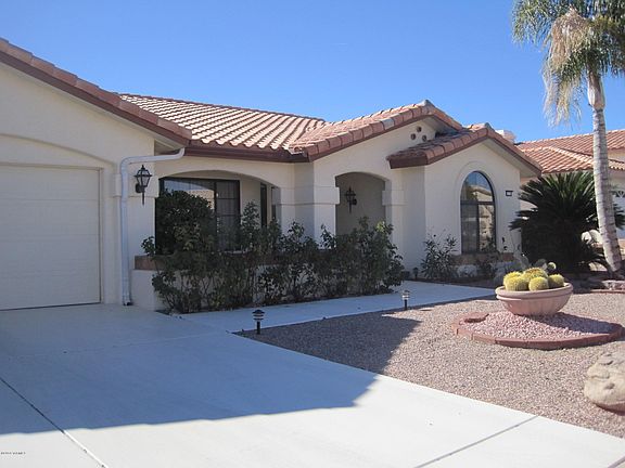 3rd image of 1028 E Coachwood Dr