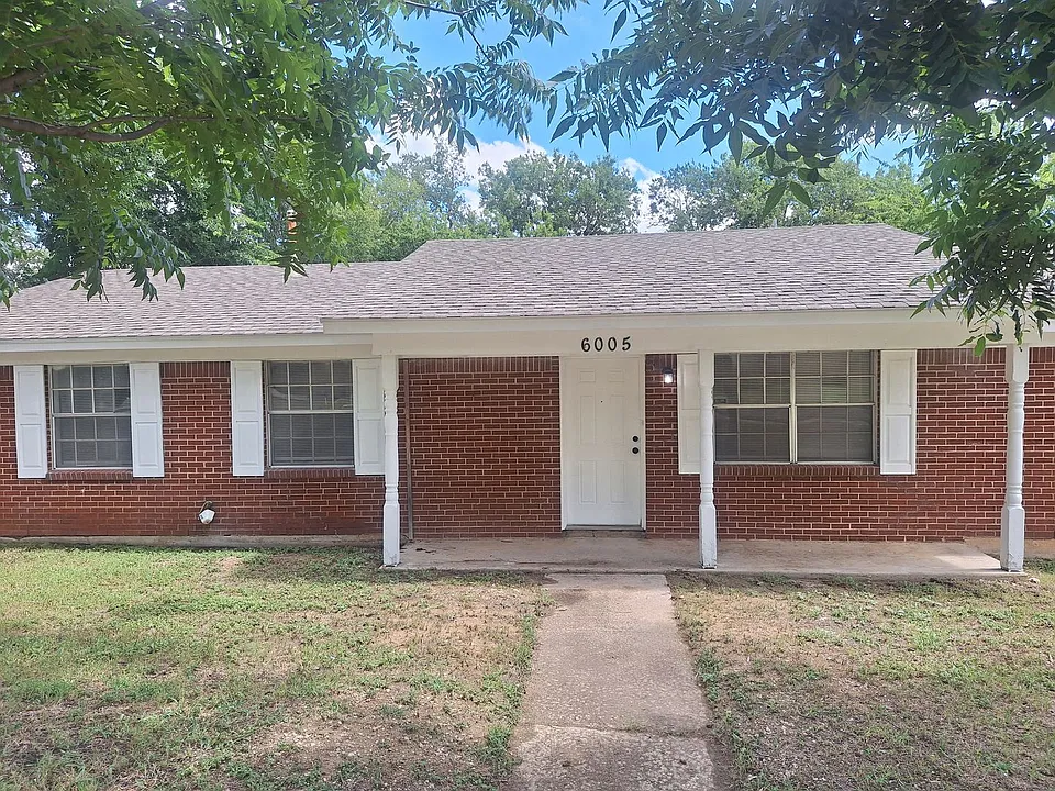 6005 Barry Dr