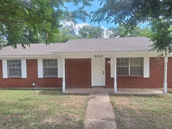 6005 Barry Dr, Watauga, TX 76148