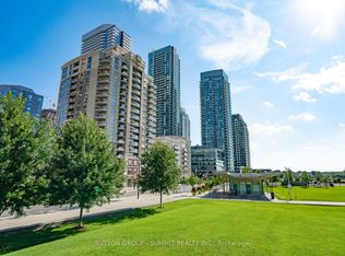 350 Princess Royal Dr S #202, Mississauga, ON L5B 4N1