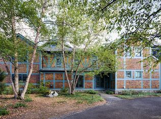 21 Cannon Hill Rd, Tuxedo Park, NY 10987