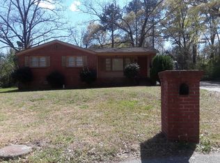 6977 Railroad St, Lithonia, GA 30058