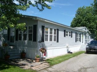 604 W John Beers Rd #F11, Stevensville, MI 49127