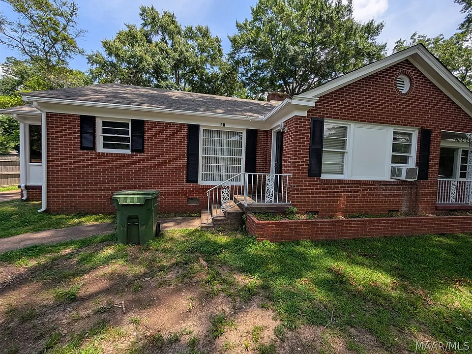 10 Brantwood Dr