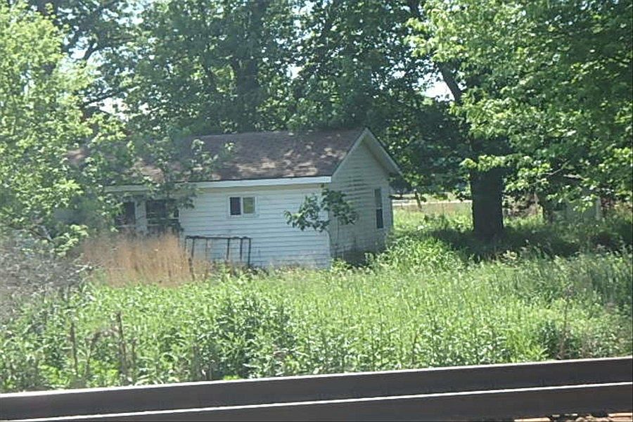 2nd image of 2847 State Route 193