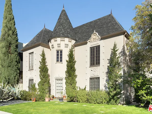 152 S Roxbury Dr, Beverly Hills, CA 90212