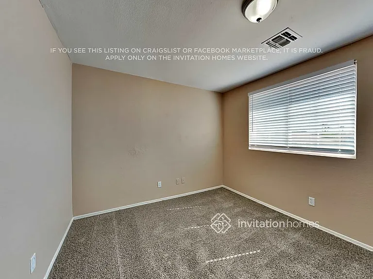 14572 N 154th Ave — Photo 19