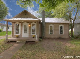 130 Oak St, Freeport, MI 49325