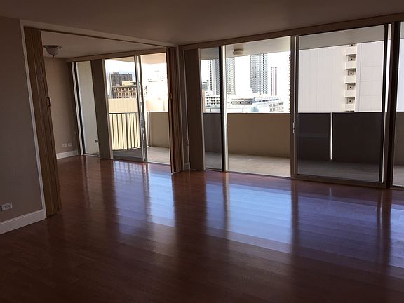 Living Room & Extended Room (Sliding Folding Divider provide