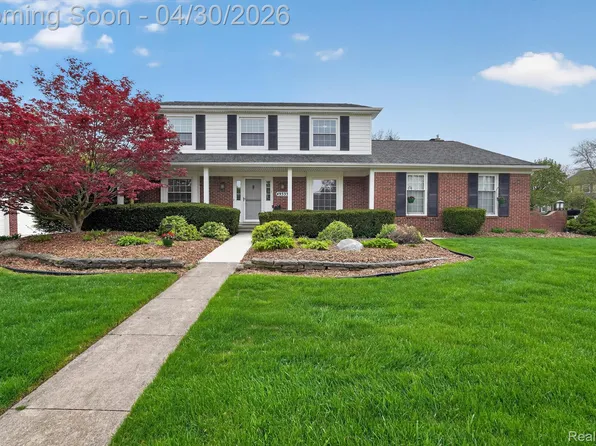 49333 Harvest Dr, Plymouth, MI 48170