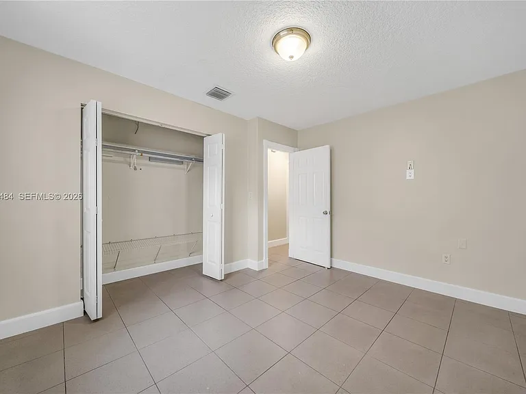 501 SW 120th Ave — Photo 12