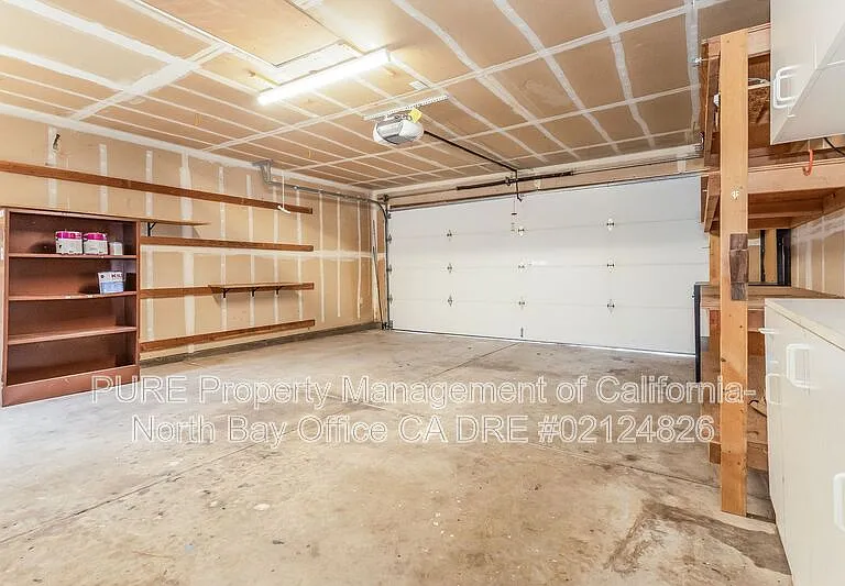 2048 Pinercrest Dr — Photo 17