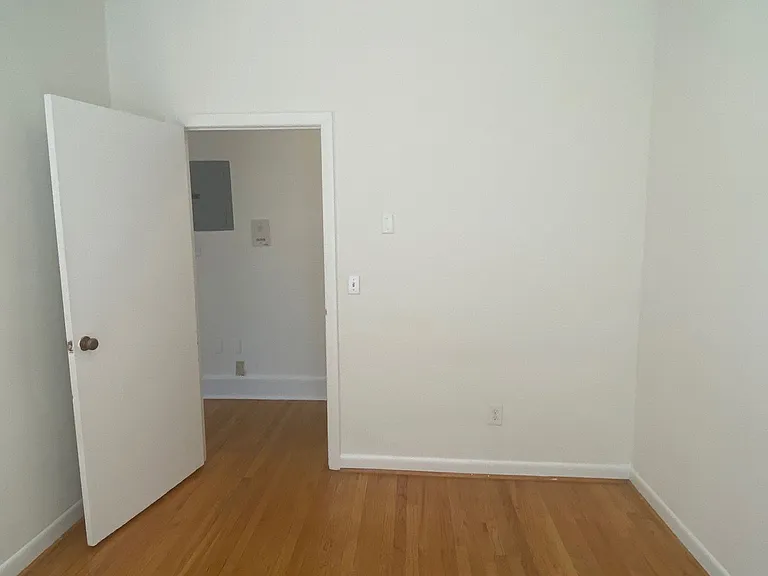 1322 Commonwealth Ave #1 — Photo 5