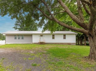 7446 Collamer Rd, East Syracuse, NY 13057