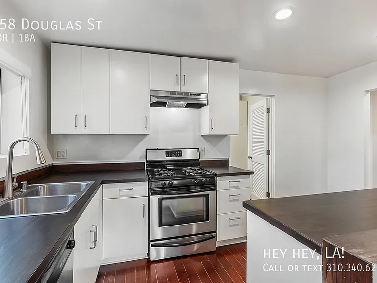 158 Douglas St — Photo 6