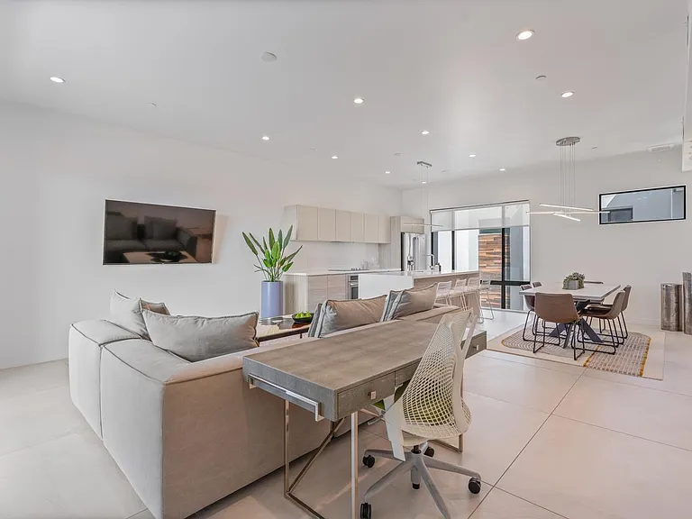 MZ Scottsdale — Photo 15