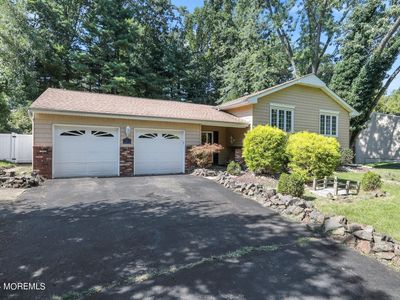 4 Madigan Lane, Manalapan, NJ, 07726