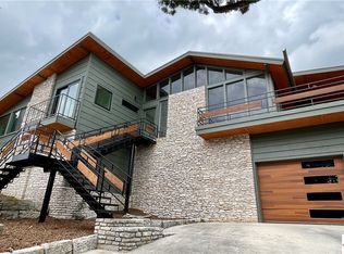 620 Starcrest Dr, New Braunfels, TX 78130