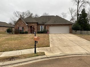 143 Rhodes Ln, Canton, MS 39046