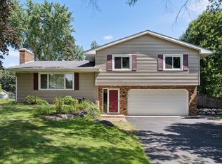 4710 Kevin Ln, Shoreview, MN 55126