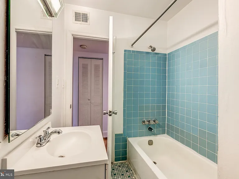 3060 16th St NW #308 — Photo 16