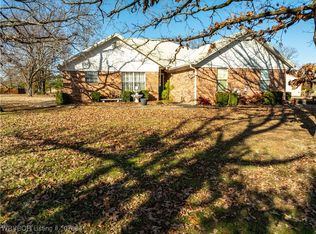 477567 E 1090th Rd, Roland, OK 74954