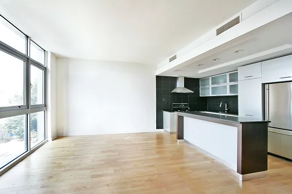 Sold by MNS | media 8