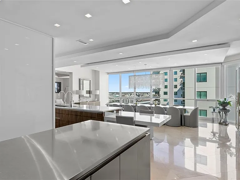 450 Knights Run Ave #1801 — Photo 26