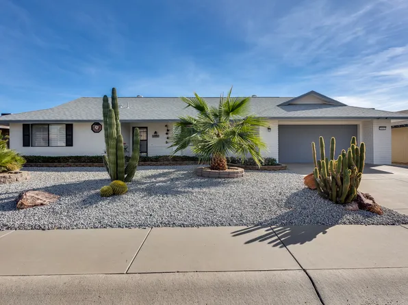 21423 N Palm Desert Dr, Sun City West, AZ 85375