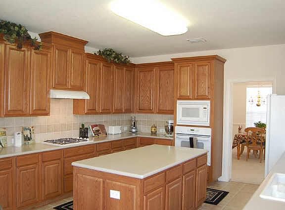 5th image of 10202 River Bend Dr