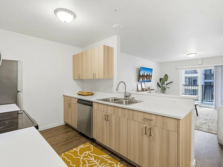 Tides at Willow Pointe — Photo 20