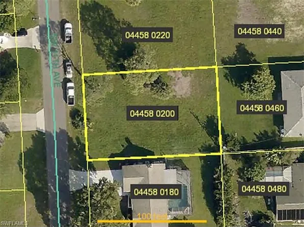 1025 SW 11th Ave, Cape Coral, FL 33991
