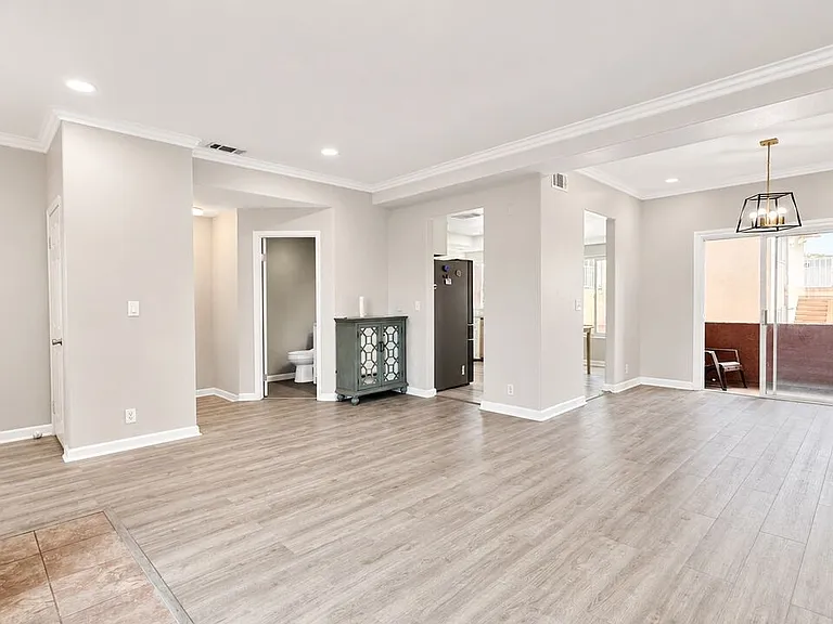 14714 S Budlong Ave #4 — Photo 7