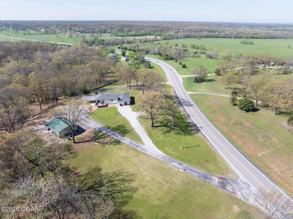 3125 S Main St, Galena, KS 66739