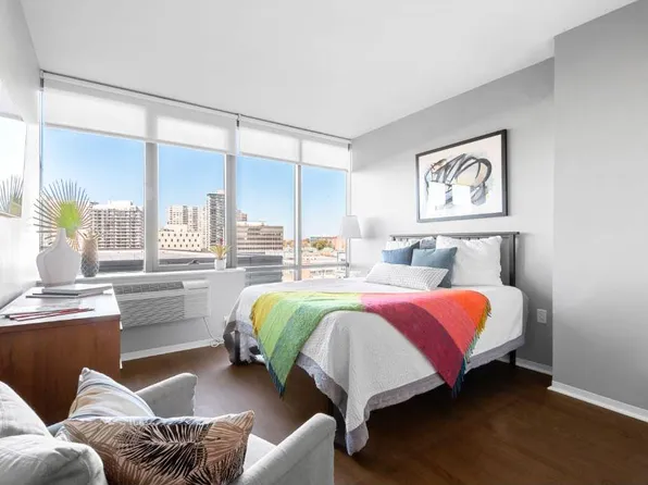 2030 Hudson Street image 27 of 284