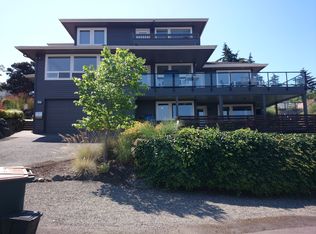 5701 SW Charlestown St, Seattle, WA 98116