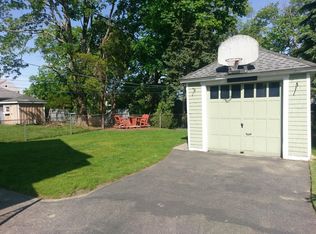 297 Garden St, Fall River, MA 02720