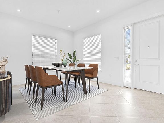 4th image of 3099 Bellflower Circle
