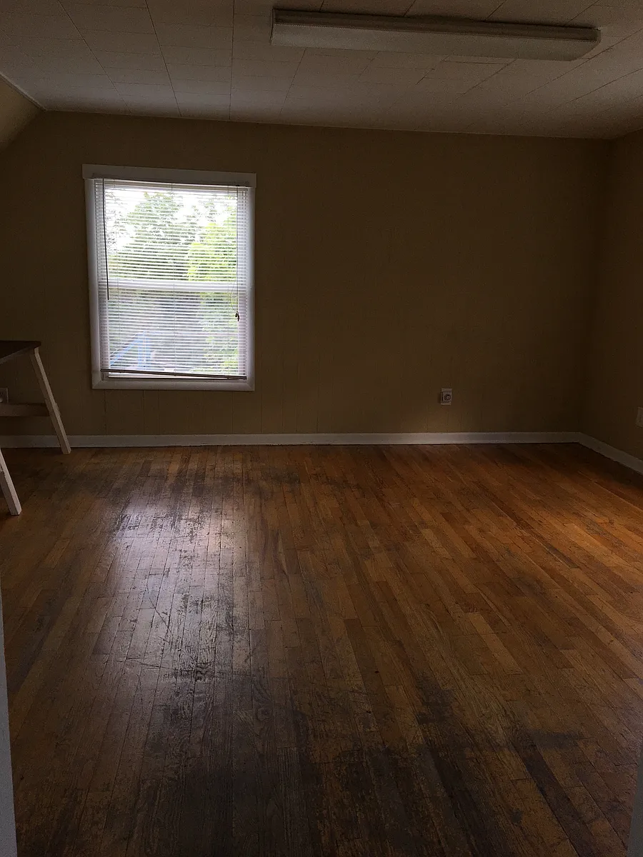 Building Photo - 509 S Aurora St #3