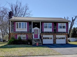 17 Jason Dr, Spring Lake, NJ 07762