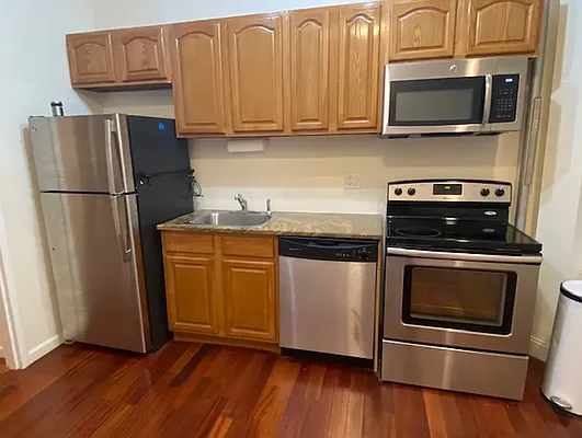 Rented by REAL New York | media 6