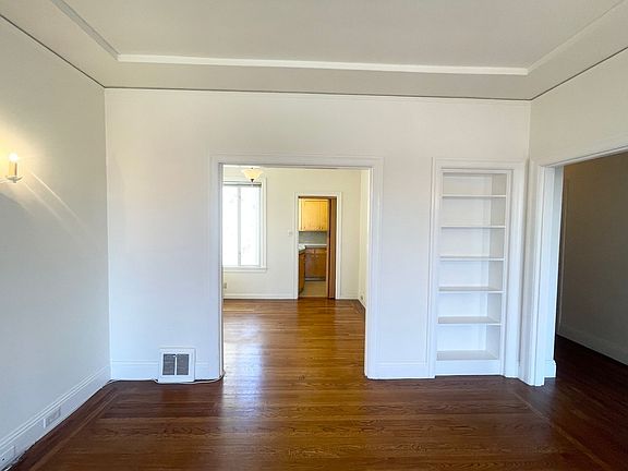 5th image of 3427 Broderick St APT 3