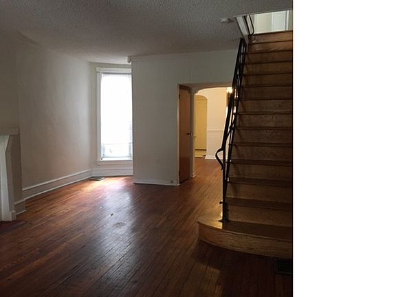 2nd image of 1341 E Carey St
