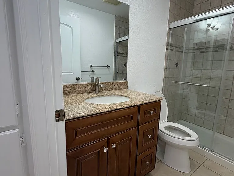 453 Ivy St — Photo 56
