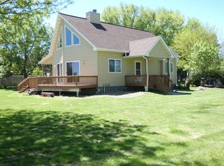 9401 Canal Rd, North Platte, NE 69101