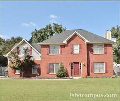 1st image of 118 Lovvorn Ln NW