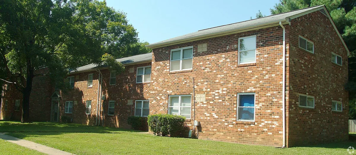 Community - Brookmont