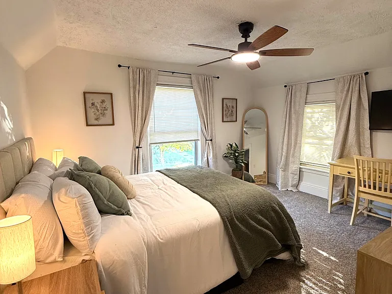 37 Caledonia St NE #2 — Photo 1